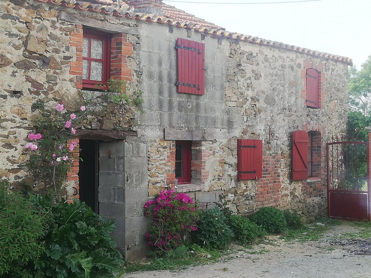 La Colline Des Hauts Bocages Vendeens Hotell Mouchamps Exteriör bild